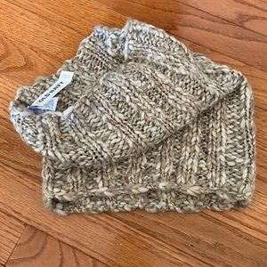 Turtle neck scarf